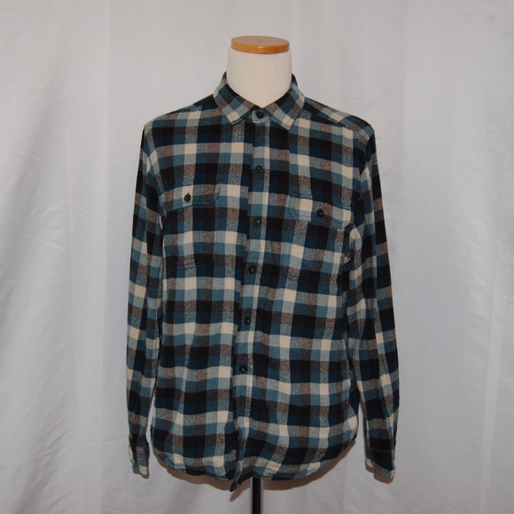 Woolrich Blue and Black  Flannel Shirt - Picture 1 of 4